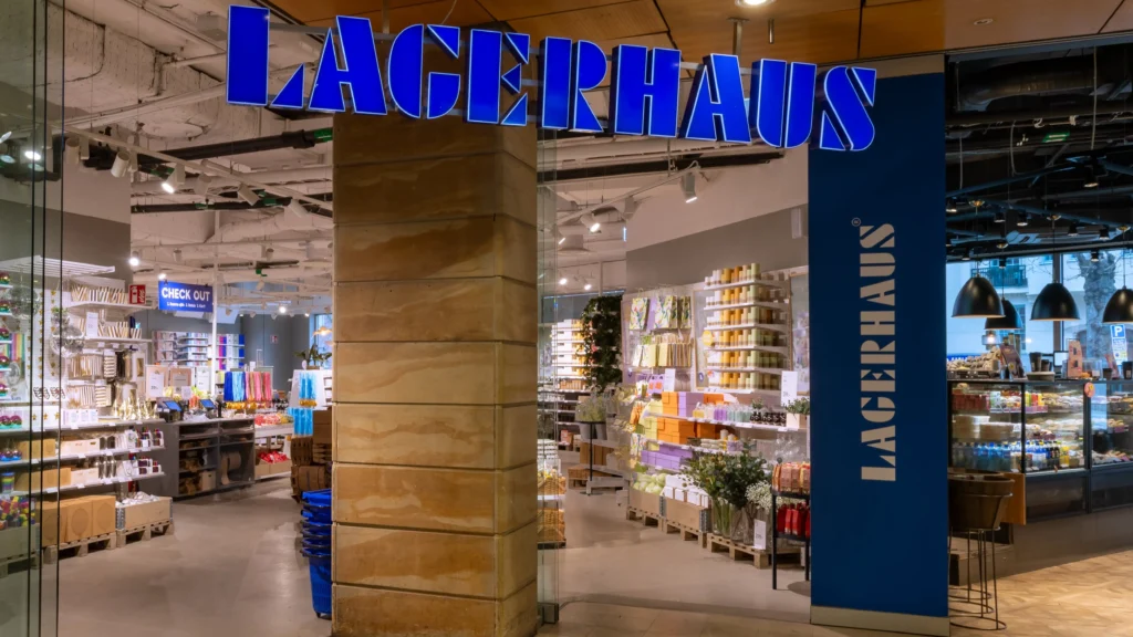 Lagerhaus Fältöversten