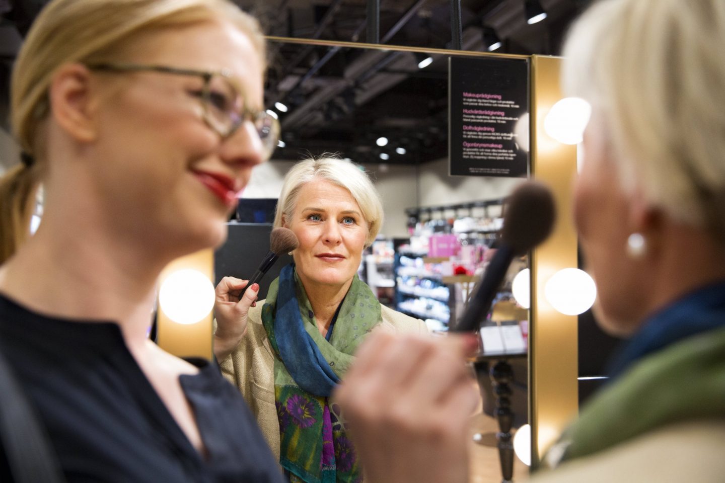 Sminka sig i Fältöversten