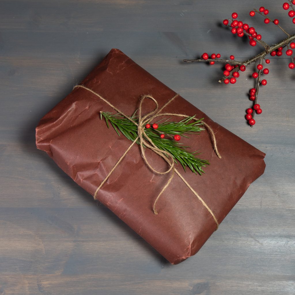 julklapp med dekoration