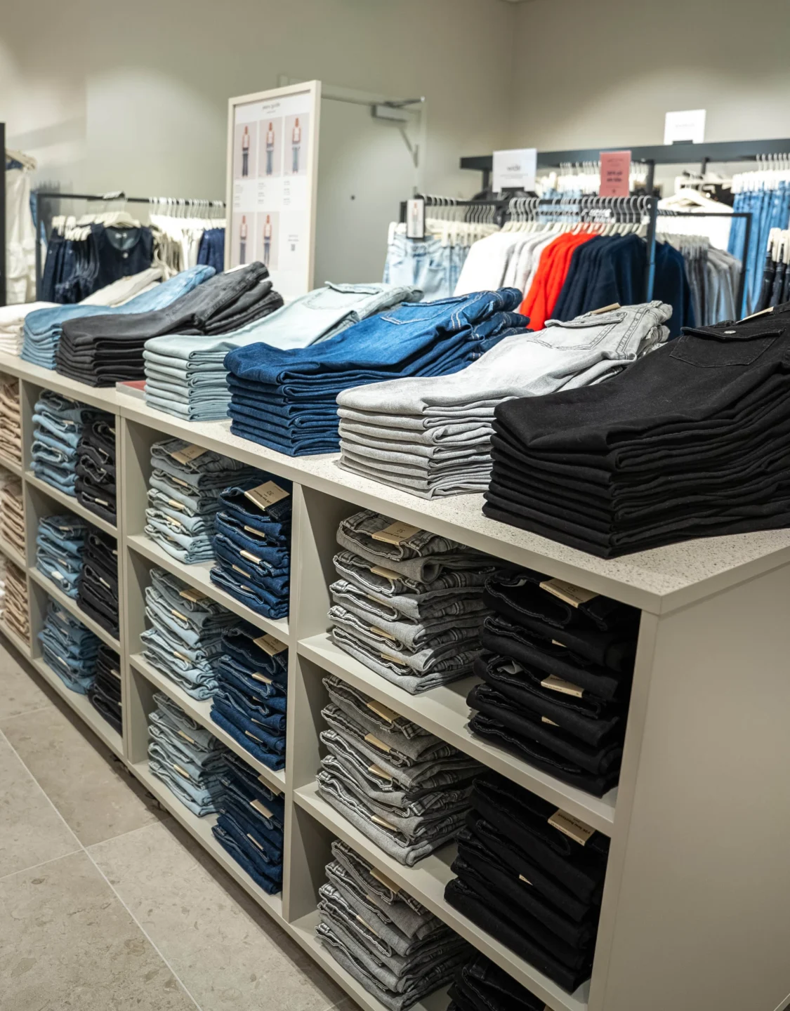 Jeans gina tricot östermalm